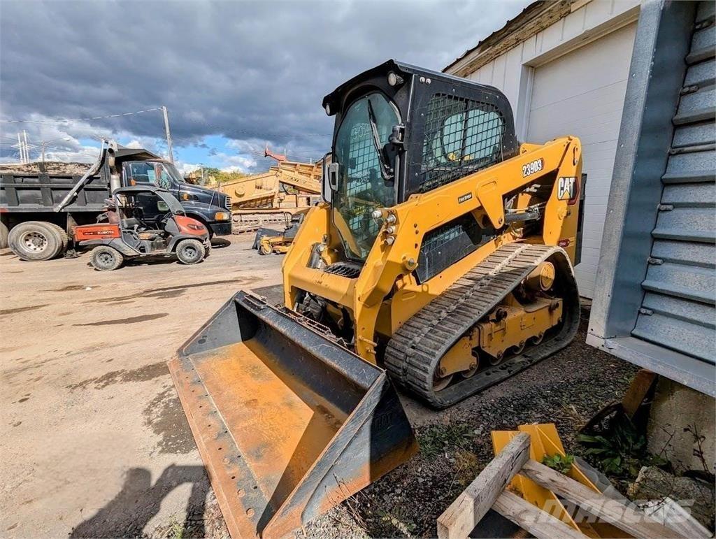 CAT 239D3 Mini Pale Gommate