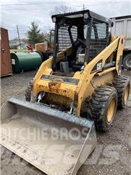 CAT 246 Mini Pale Gommate