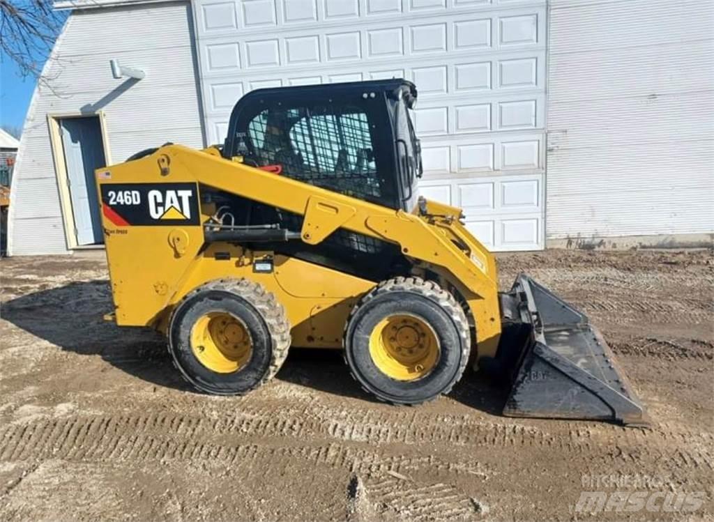 CAT 246D Mini Pale Gommate