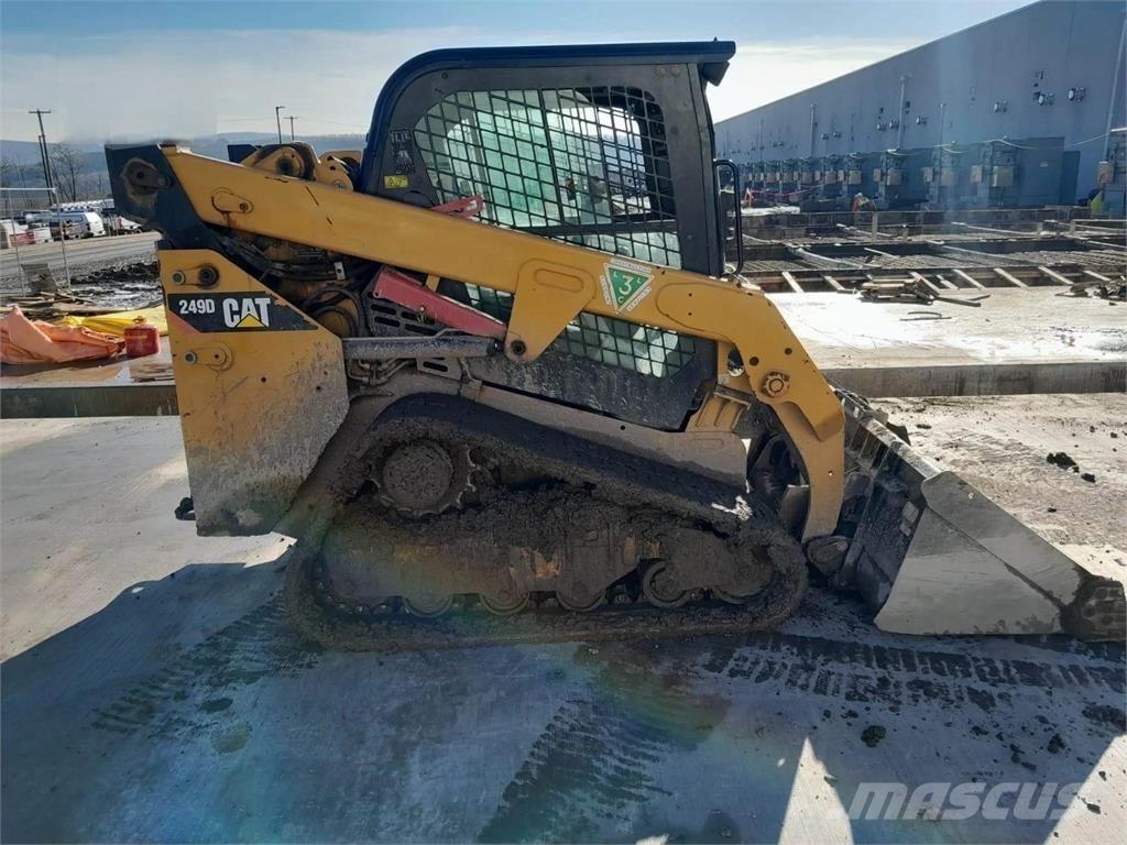 CAT 249D Mini Pale Gommate