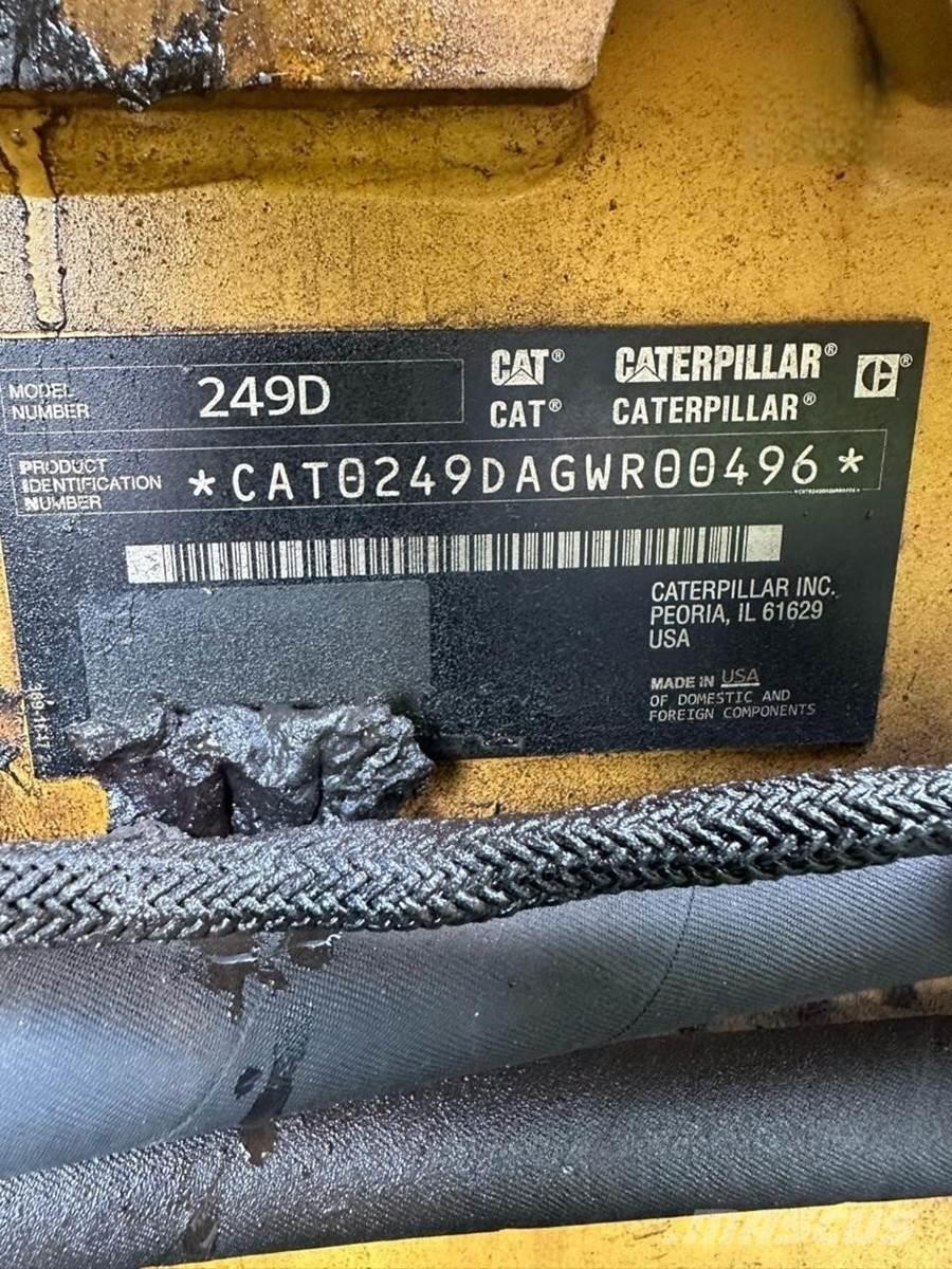 CAT 249D Mini Pale Gommate