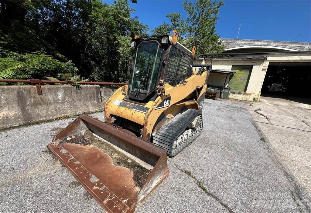 CAT 257B Mini Pale Gommate