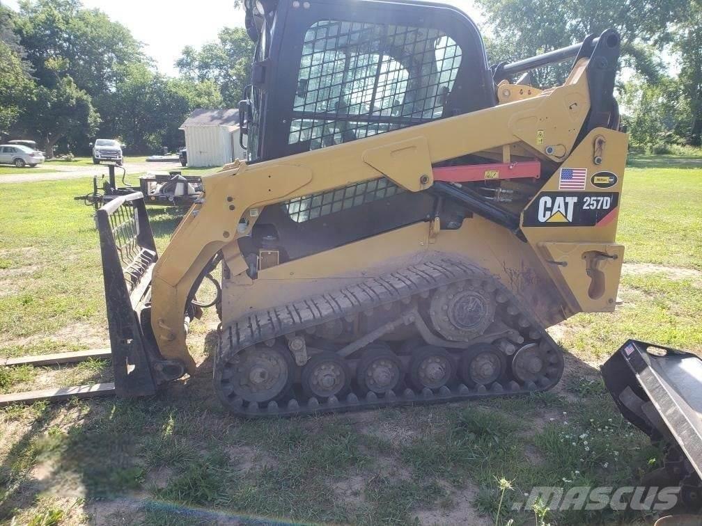 CAT 257D Mini Pale Gommate