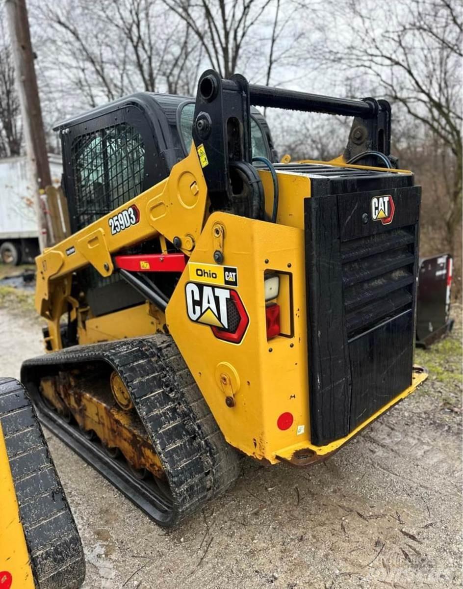 CAT 259D3 Mini Pale Gommate