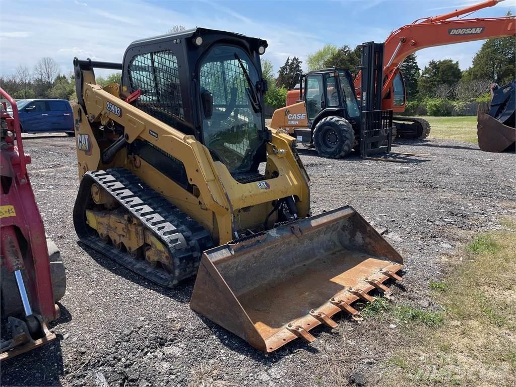 CAT 259D3 Mini Pale Gommate