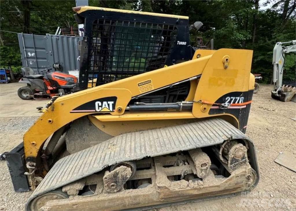 CAT 277B Mini Pale Gommate
