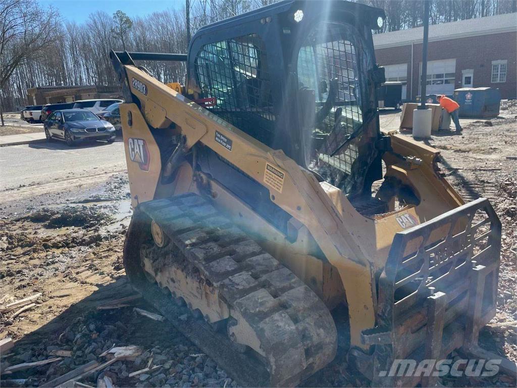 CAT 289D3 Mini Pale Gommate