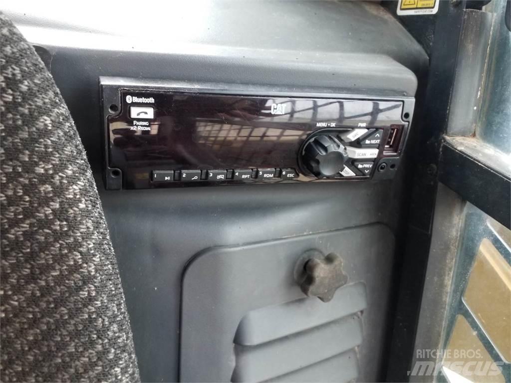 CAT 299D2 Mini Pale Gommate