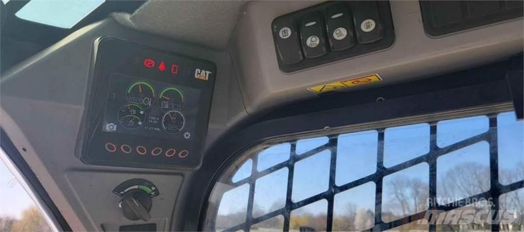 CAT 299D2 Mini Pale Gommate