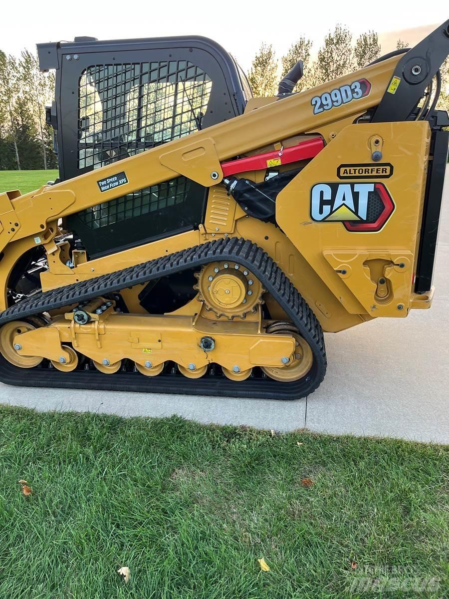 CAT 299D3 Mini Pale Gommate