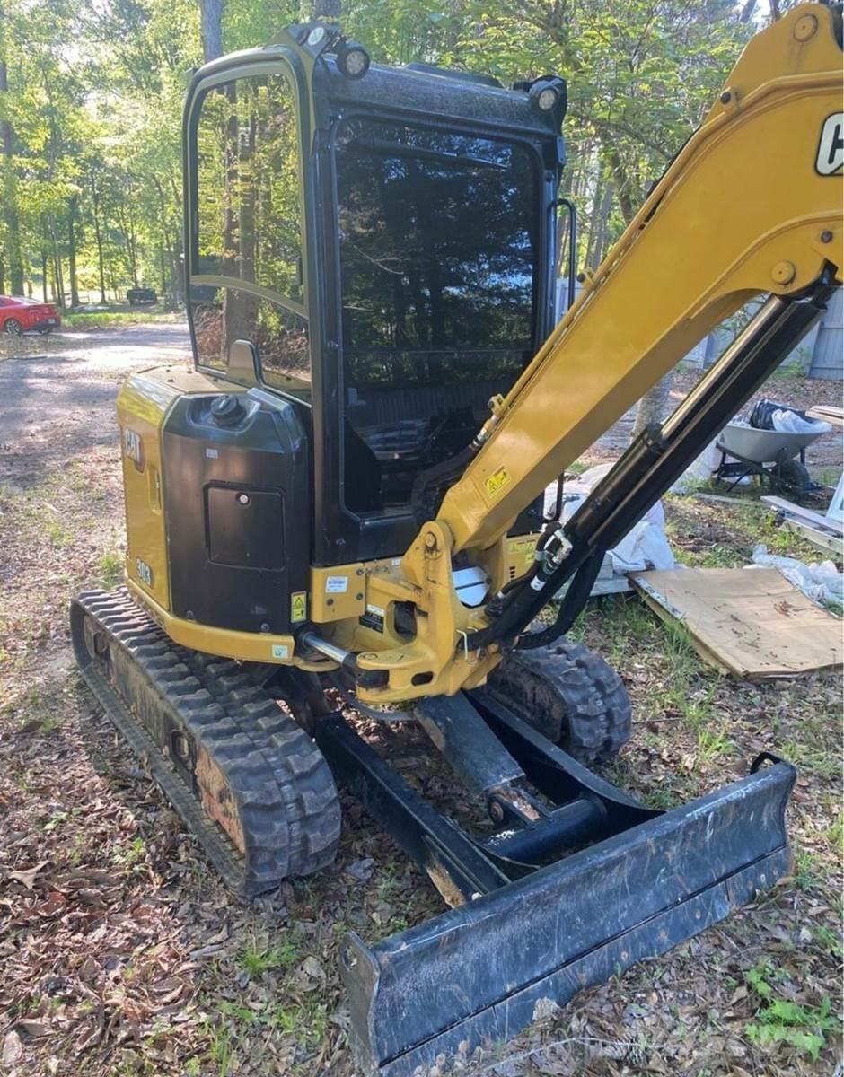 CAT 303 CR Miniescavatori