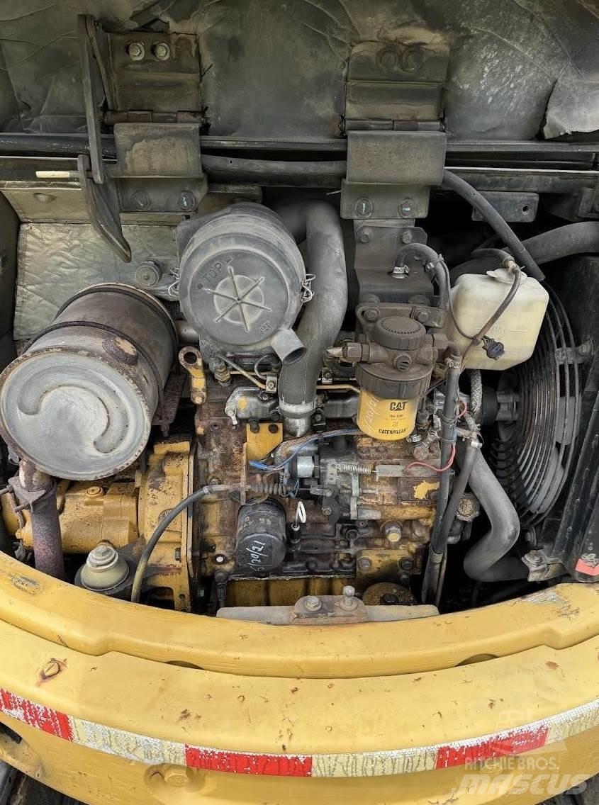 CAT 304CR Miniescavatori