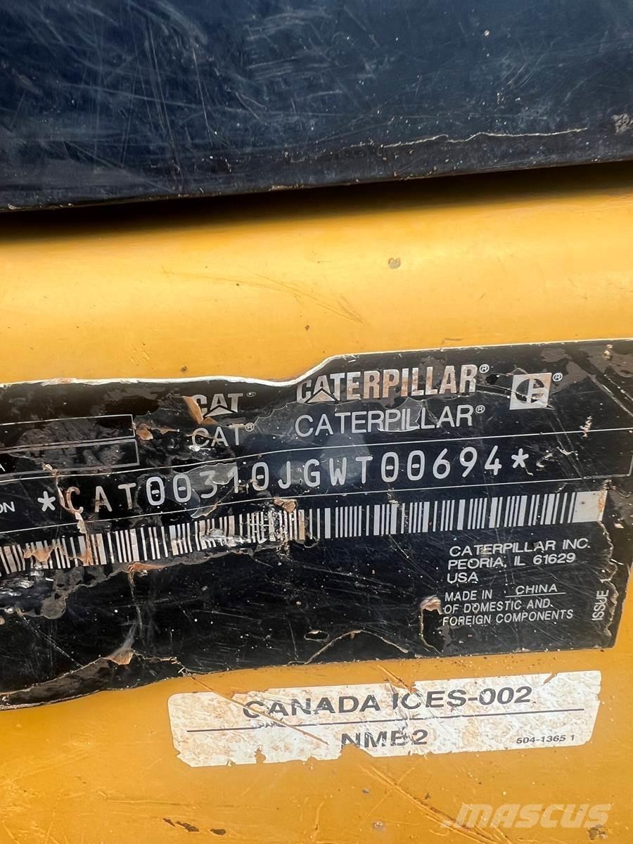 CAT 310 Escavatori cingolati