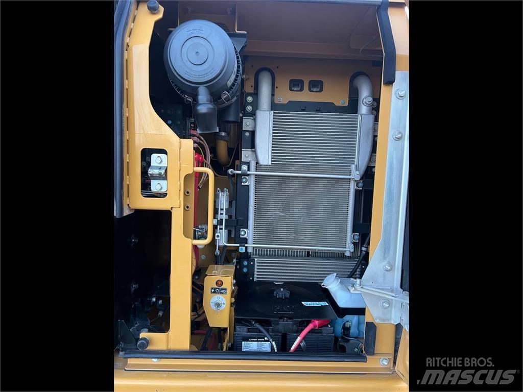 CAT 313FL Escavatori cingolati