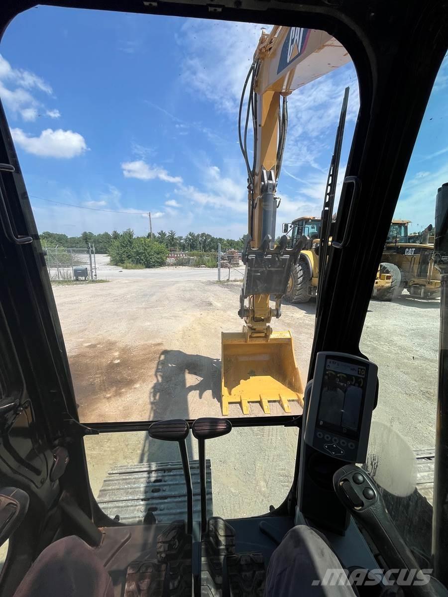 CAT 313FL Escavatori cingolati