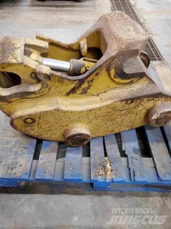 CAT 320DL Accoppiatori rapidi