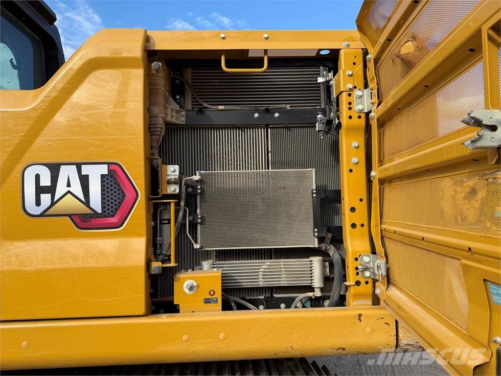 CAT 323 Escavatori cingolati