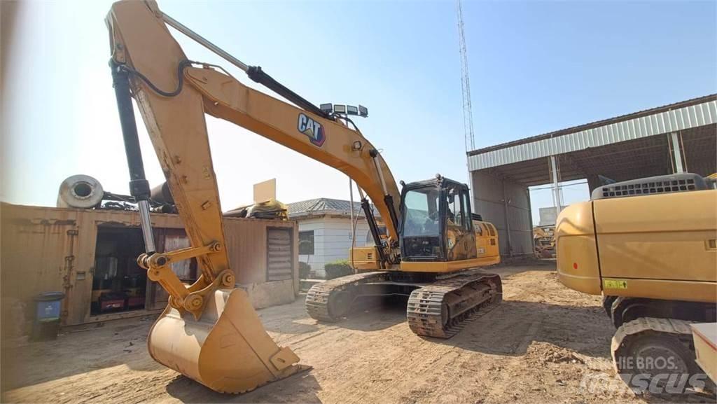 CAT 323D3 Escavatori cingolati
