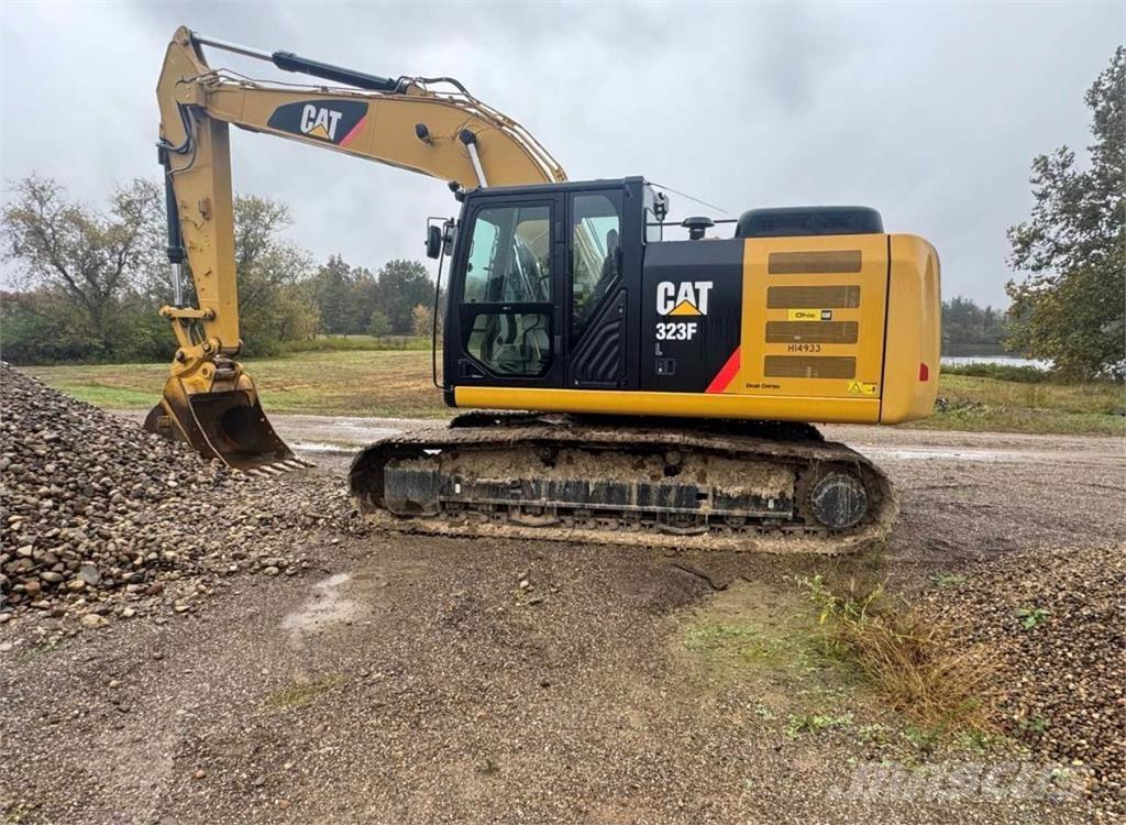 CAT 323FL Escavatori cingolati