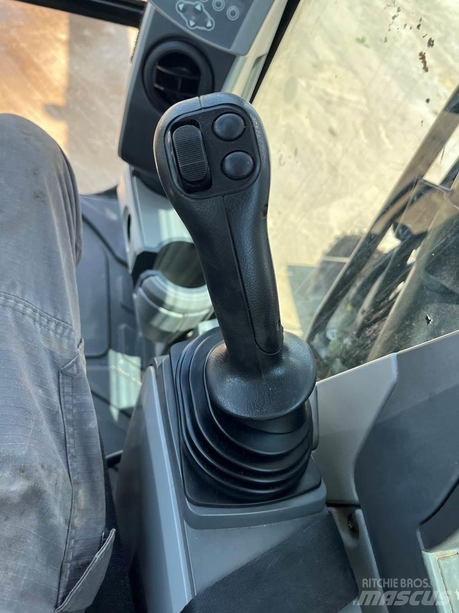 CAT 325FL Escavatori cingolati