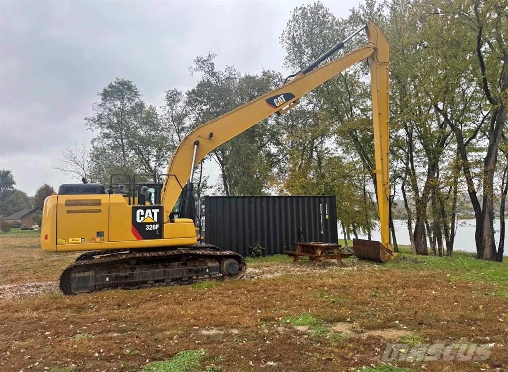 CAT 326F Escavatori a lunga portata