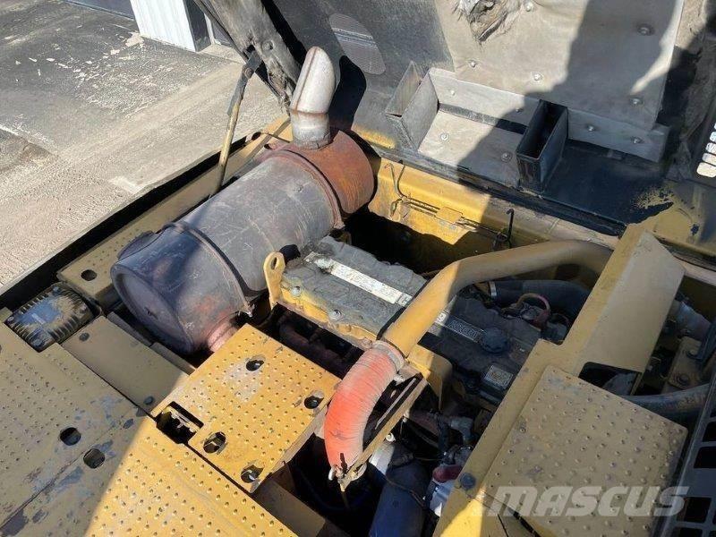 CAT 330D Escavatori cingolati