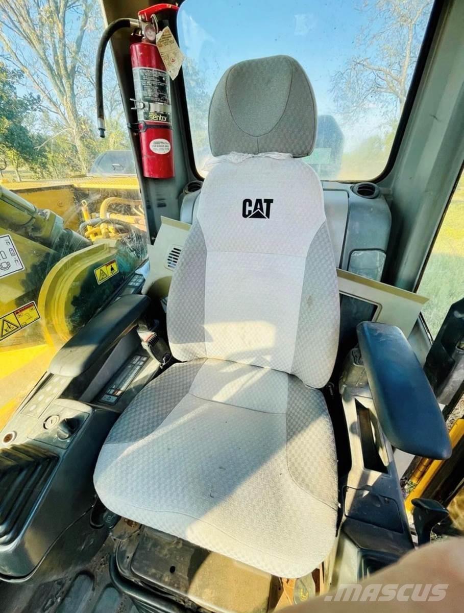CAT 330DL Escavatori cingolati