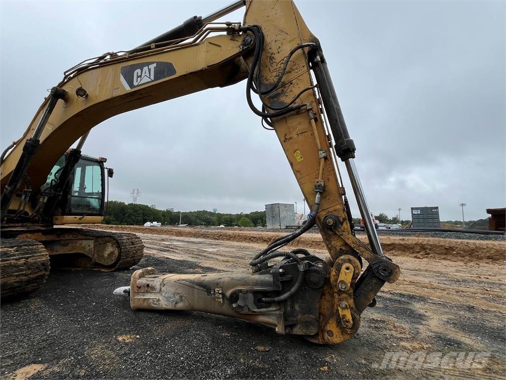 CAT 330DL Escavatori cingolati