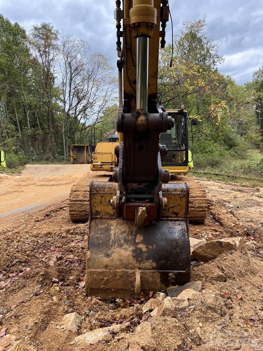 CAT 330L Escavatori cingolati