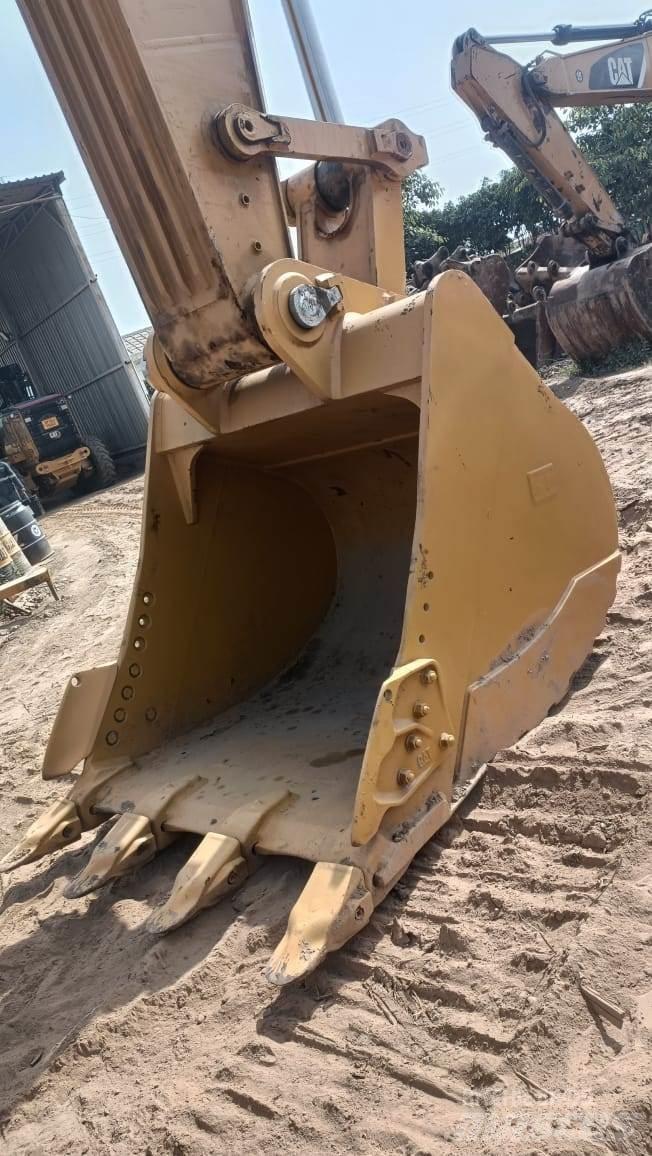CAT 345GC Escavatori cingolati