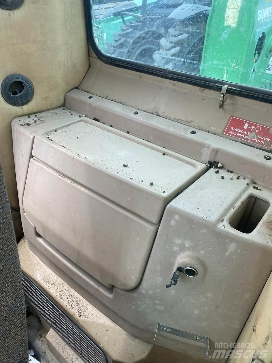 CAT 365 Cabine e interni