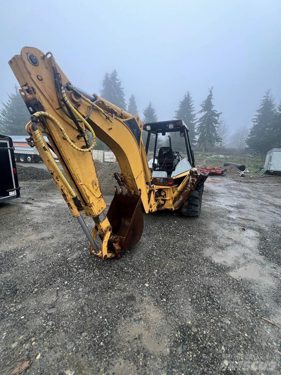 CAT 416 Terne