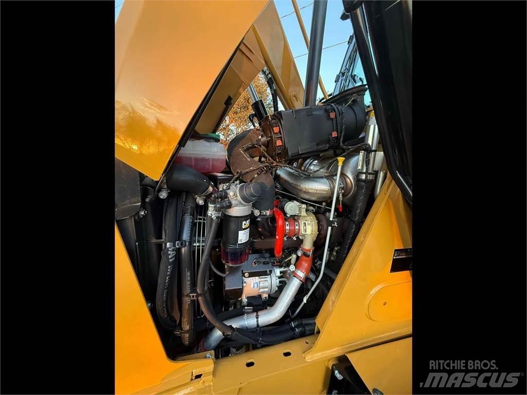 CAT 420 Terne
