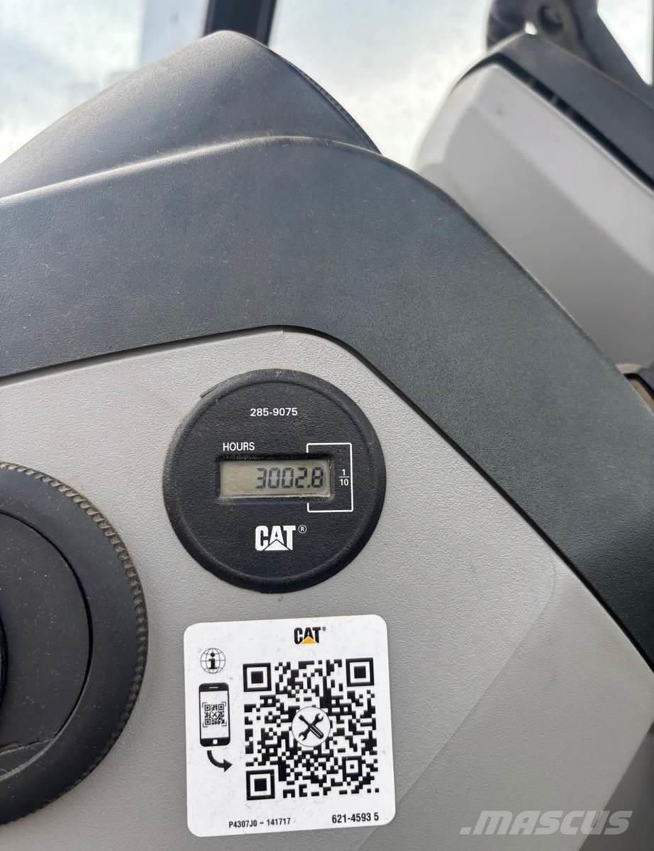 CAT 420E Terne