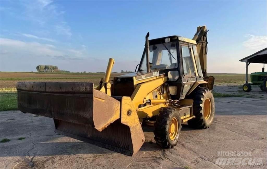 CAT 426B Terne