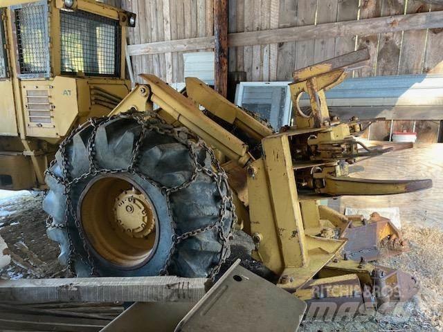 CAT 518 Abbattitrici cingolate e macchine forestali