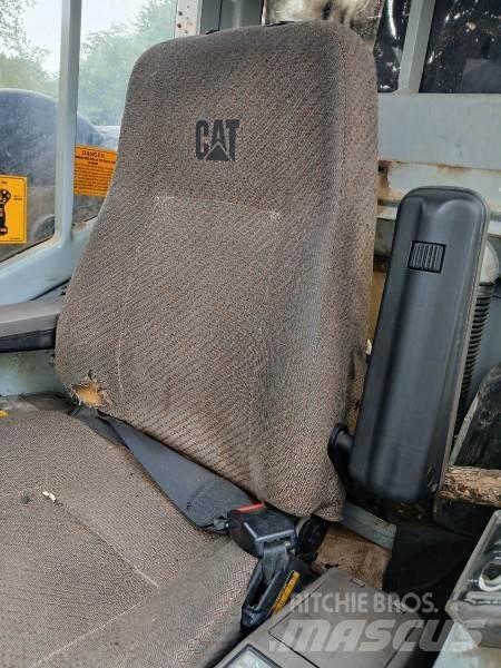 CAT 521 Abbattitrici cingolate e macchine forestali