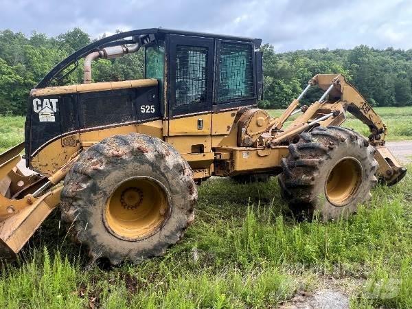 CAT 525 Trattori Forestali