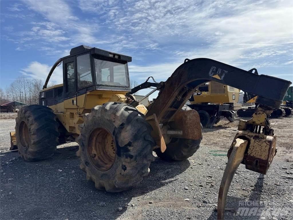 CAT 525B Trattori Forestali