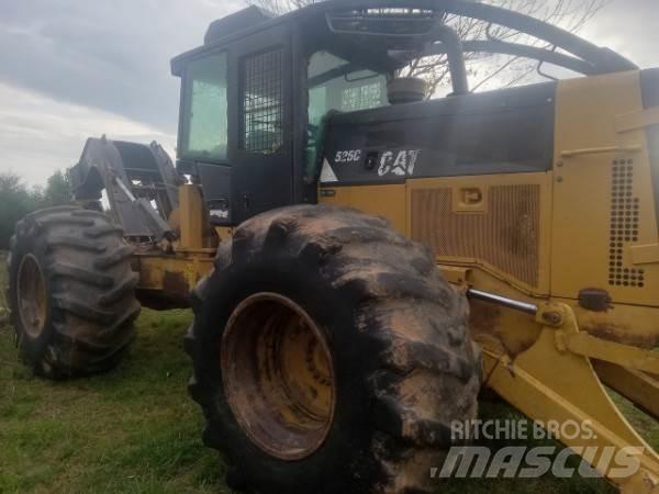 CAT 525C Trattori Forestali
