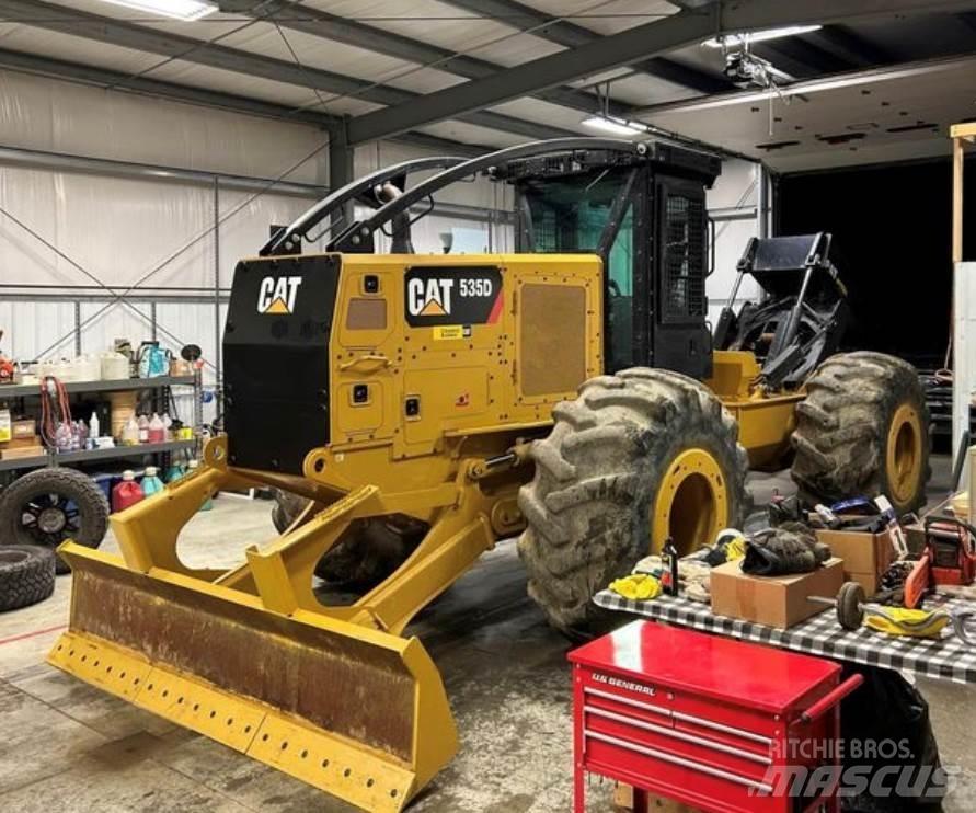 CAT 535D Trattori Forestali
