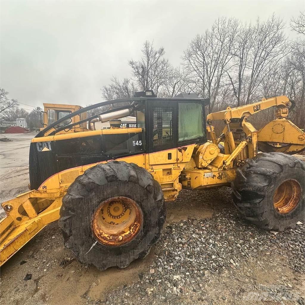 CAT 545 Trattori Forestali
