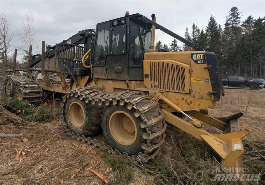 CAT 574 Forwarder