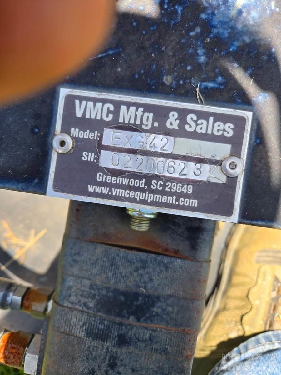 CAT 60 Miniescavatori