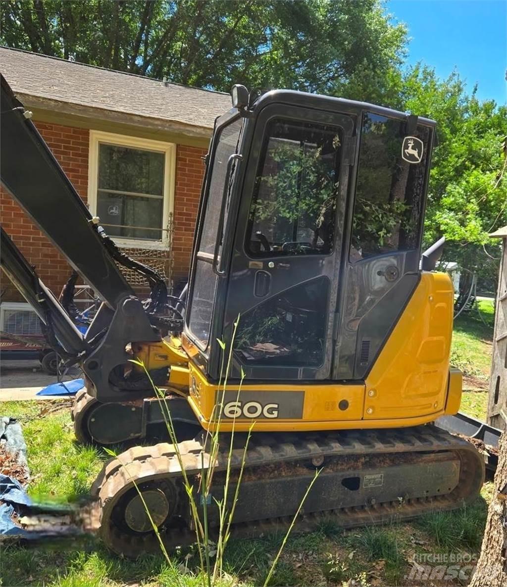 CAT 60 Miniescavatori