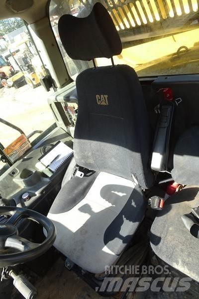 CAT 730 Dumpers articolati