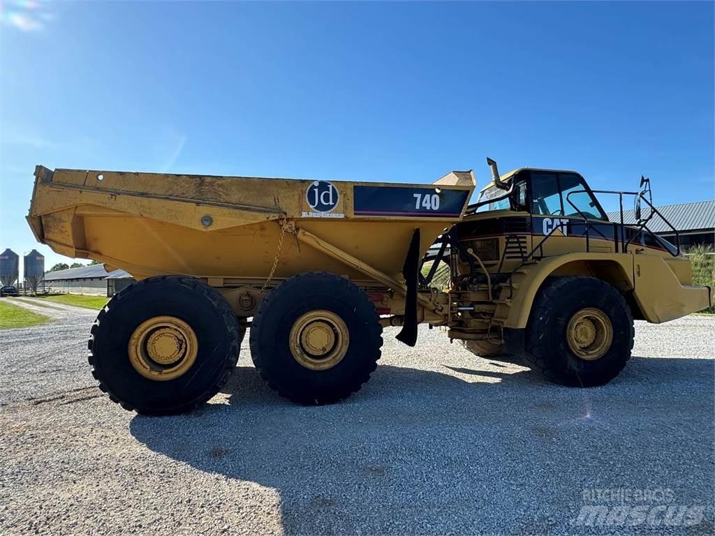 CAT 740 Dumpers articolati