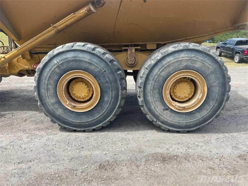 CAT 740 Dumpers articolati