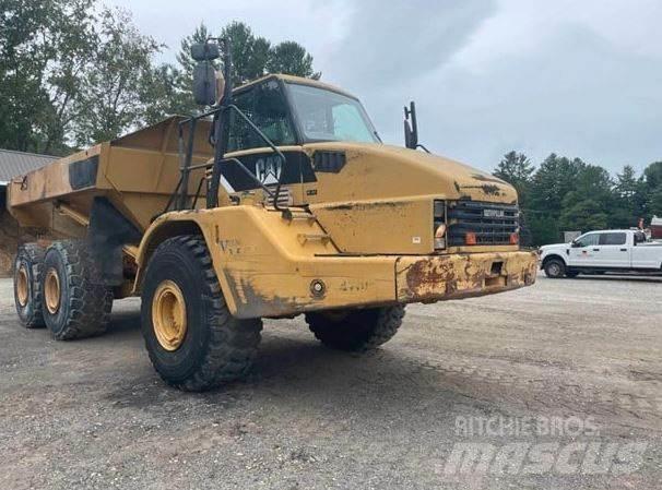 CAT 740 Dumpers articolati