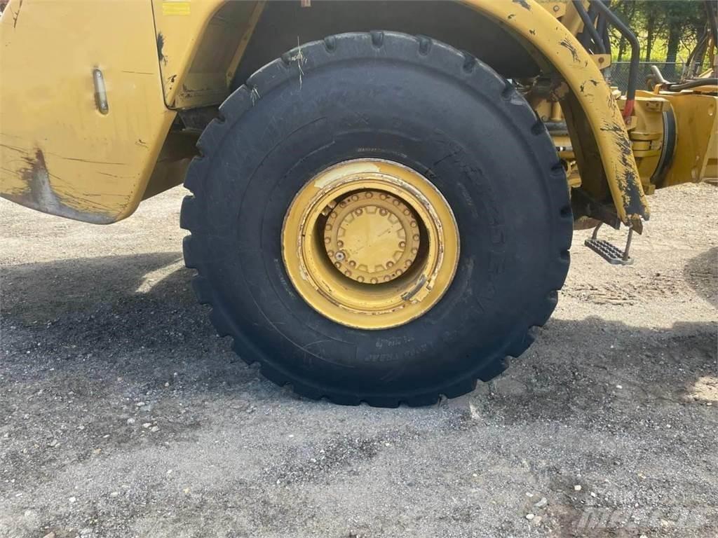 CAT 740 Dumpers articolati